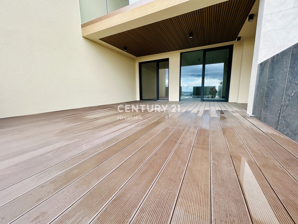 NOVIGRAD, NUOVO APPARTAMENTO CON VISTA PANORAMICA SUL MARE