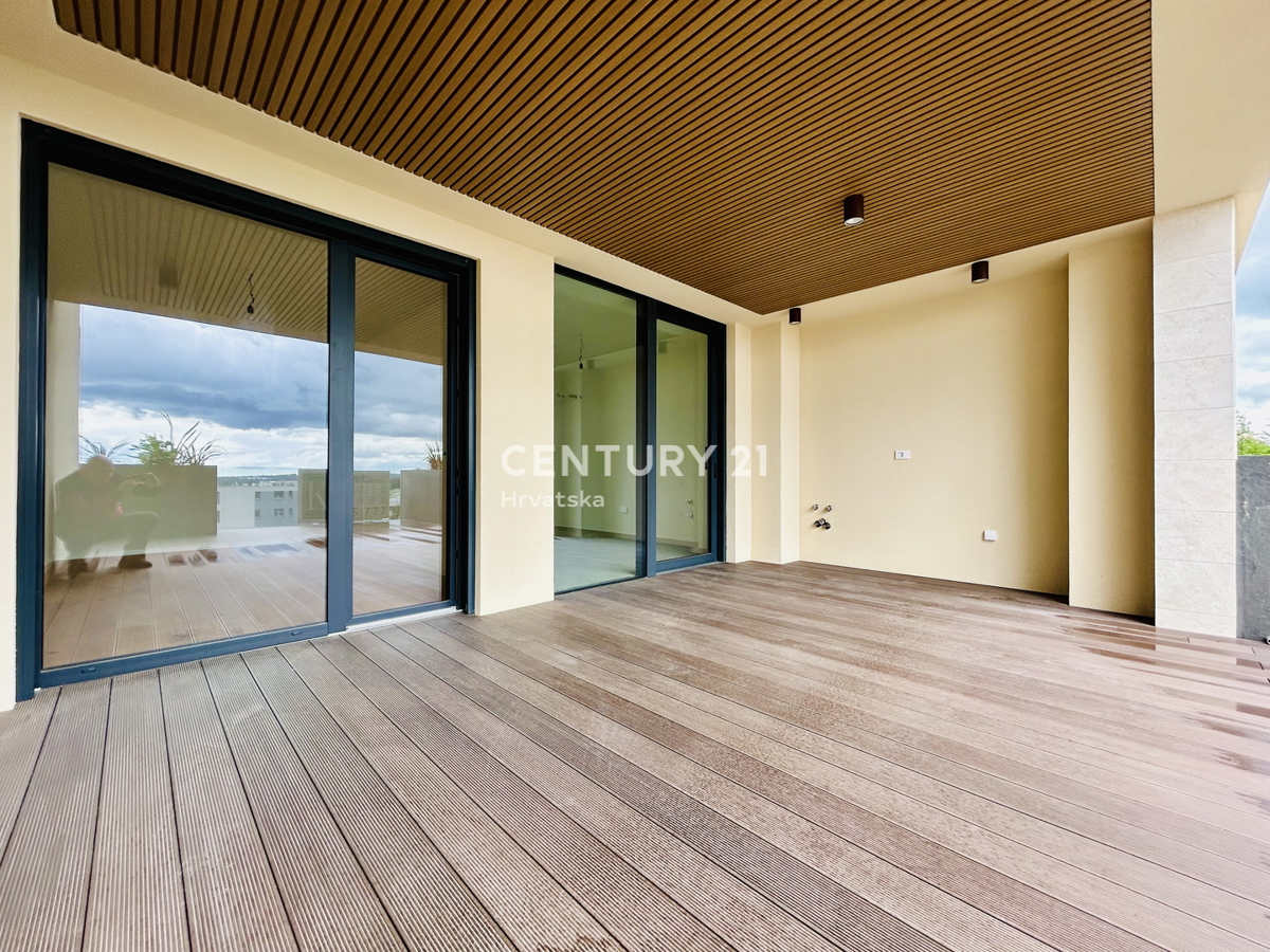 NOVIGRAD, NUOVO APPARTAMENTO CON VISTA PANORAMICA SUL MARE