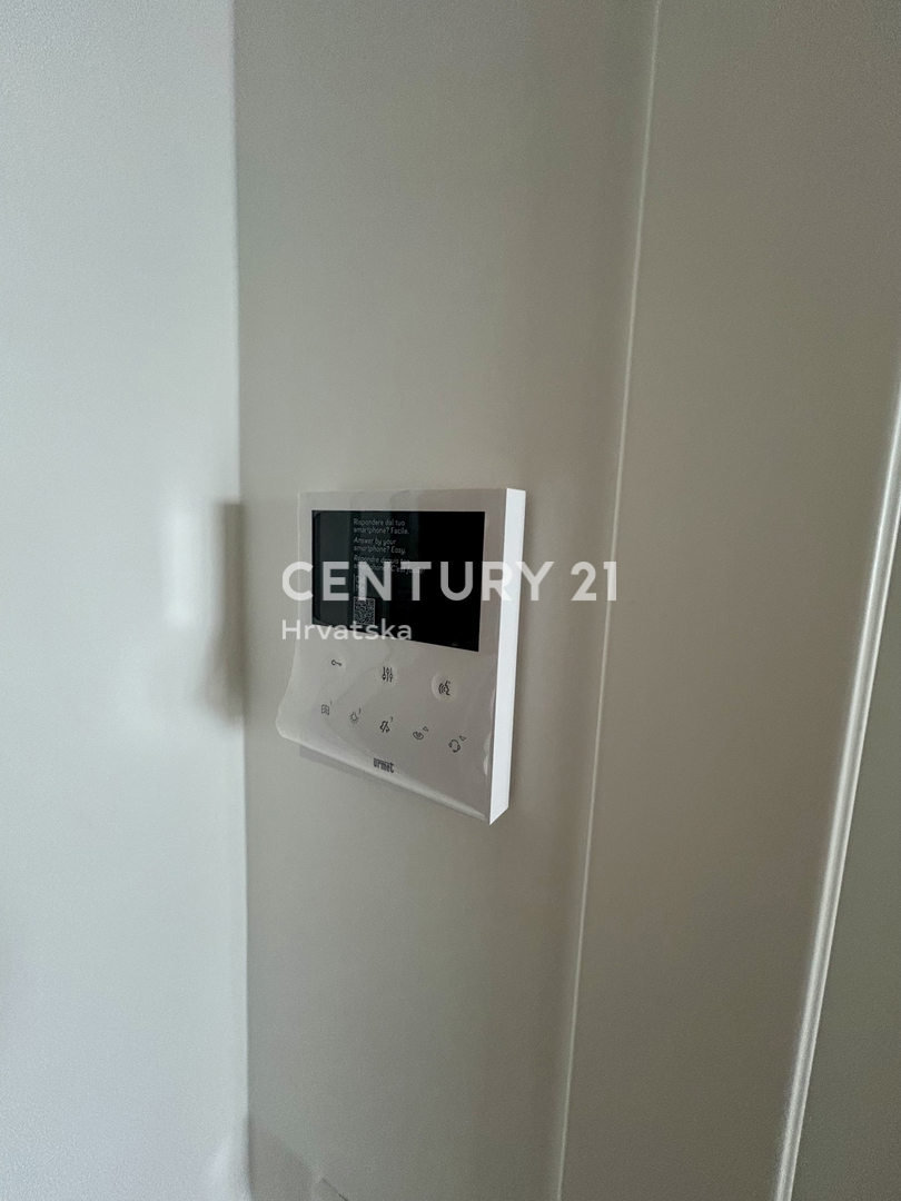 NOVIGRAD, NUOVO APPARTAMENTO CON VISTA PANORAMICA SUL MARE