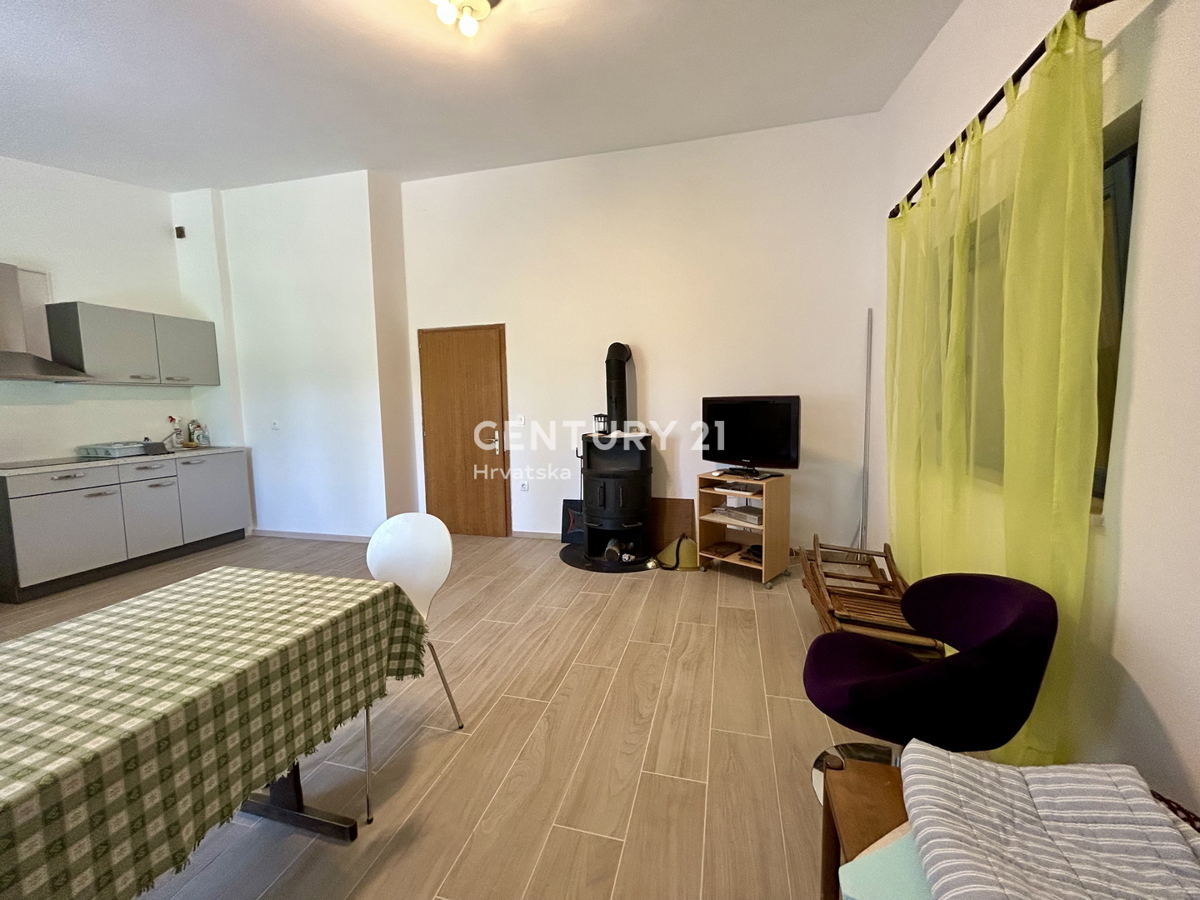 UMAG, ZAMBRATIJA, CASA A SOLI 200 METRI DALLA SPIAGGIA E DAL MARE