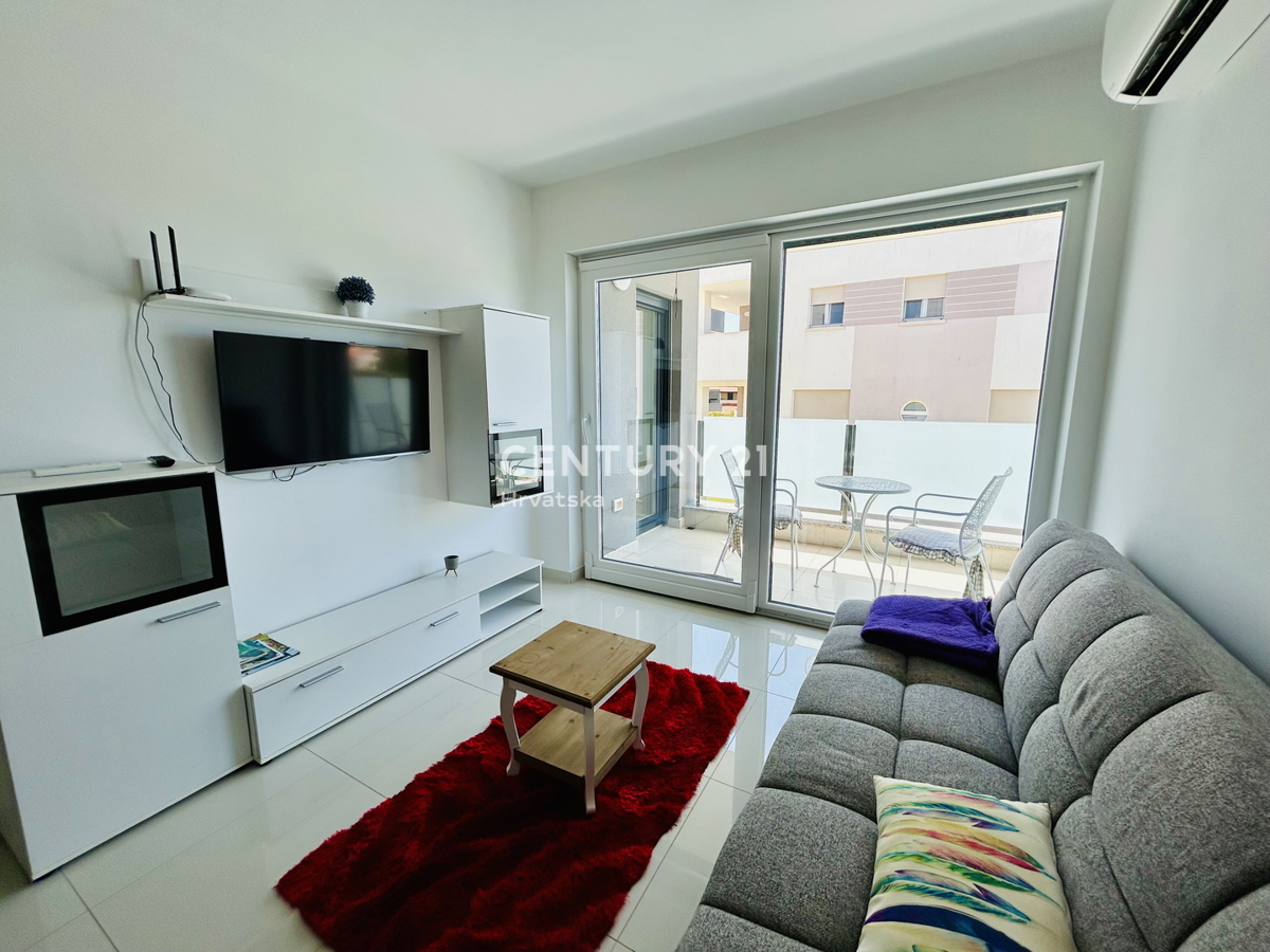 MEDULIN, VOLME, ESCLUSIVA DELL'AGENZIA, APPARTAMENTO A SOLI 200 METRI DAL MARE E DALLA SPIAGGIA