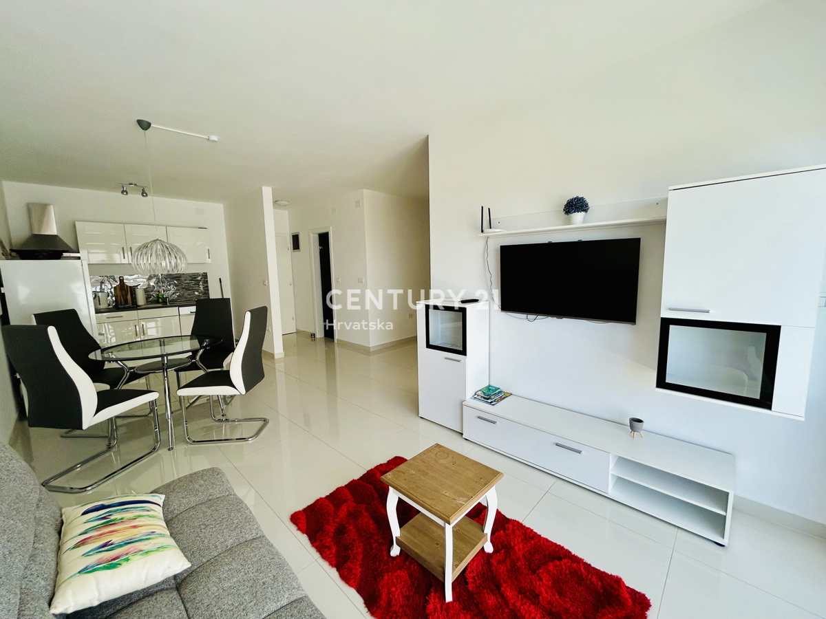 MEDULIN, VOLME, ESCLUSIVA DELL'AGENZIA, APPARTAMENTO A SOLI 200 METRI DAL MARE E DALLA SPIAGGIA