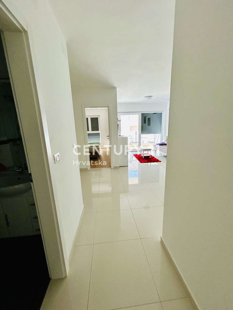 MEDULIN, VOLME, ESCLUSIVA DELL'AGENZIA, APPARTAMENTO A SOLI 200 METRI DAL MARE E DALLA SPIAGGIA