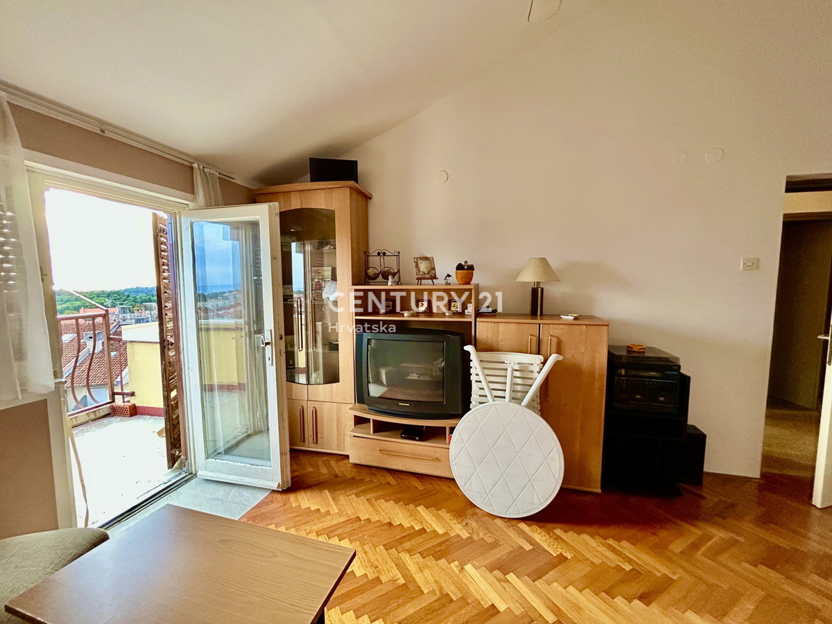 ROVIGNO, CENTRO, APPARTAMENTO CON VISTA PANORAMICA SUL MARE