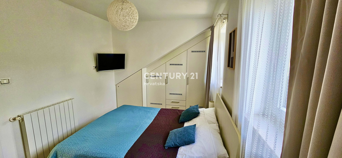 ŽMINJ, DINTORNI, INCANTEVOLE APPARTAMENTO AL PIANO TERRA CIRCONDATO DALLA NATURA