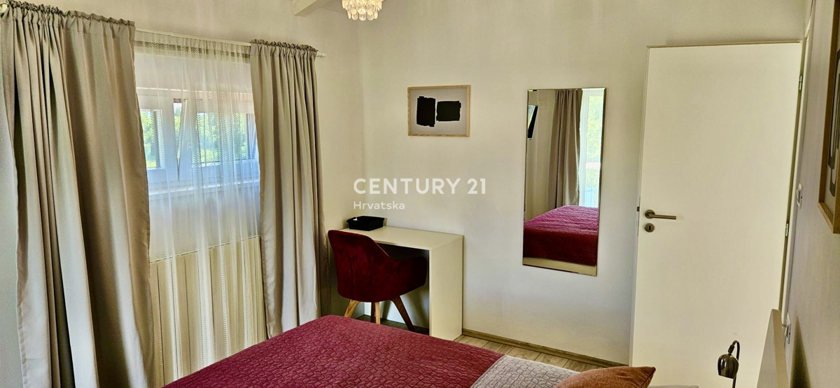 ŽMINJ, DINTORNI, INCANTEVOLE APPARTAMENTO AL PIANO TERRA CIRCONDATO DALLA NATURA