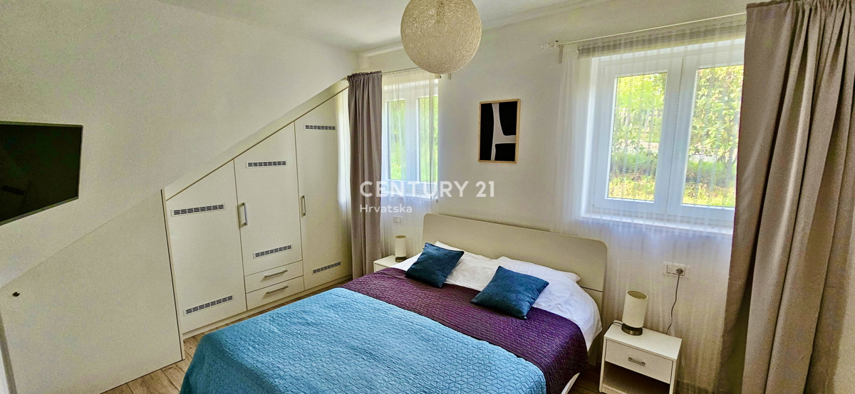 ŽMINJ, DINTORNI, INCANTEVOLE APPARTAMENTO AL PIANO TERRA CIRCONDATO DALLA NATURA