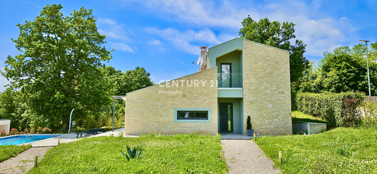 ŽMINJ, DINTORNI, INCANTEVOLE APPARTAMENTO AL PIANO TERRA CIRCONDATO DALLA NATURA