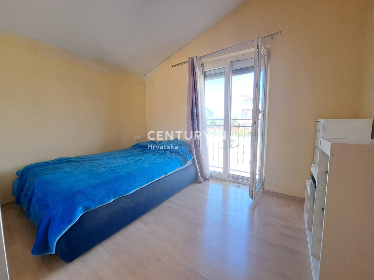 POREČ, APPARTAMENTO SU DUE LIVELLI