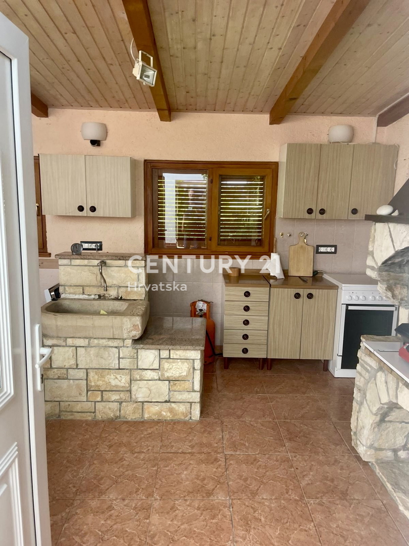 UMAGO, DINTORNI, CASA A SOLI 80 METRI DALLA SPIAGGIA E DAL MARE