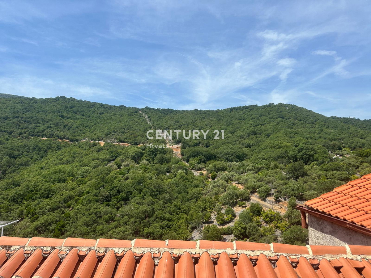 CRES, AFFASCINANTE CASA NEL VILLAGGIO, A SOLI 600 M DALLA SPIAGGIA