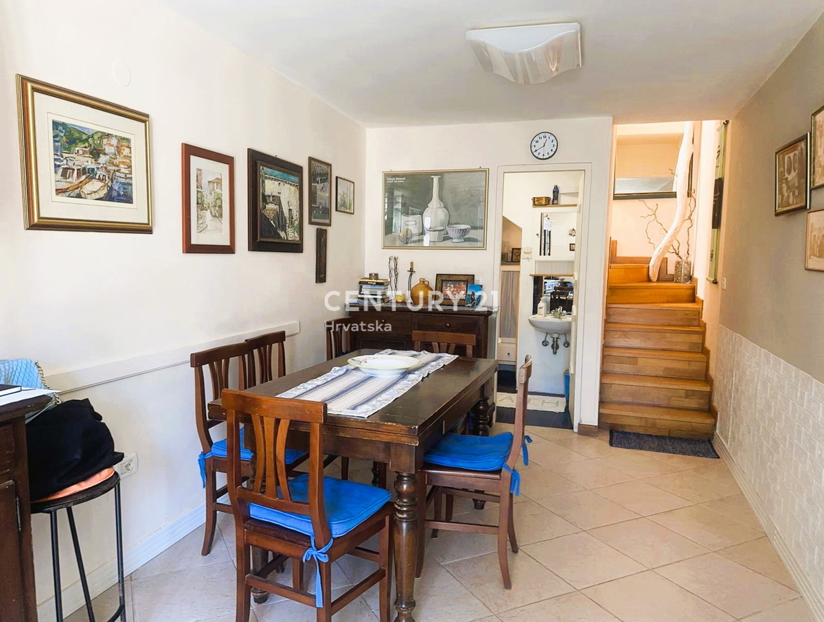 CRES, AFFASCINANTE CASA NEL VILLAGGIO, A SOLI 600 M DALLA SPIAGGIA