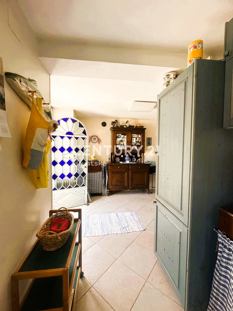 CRES, AFFASCINANTE CASA NEL VILLAGGIO, A SOLI 600 M DALLA SPIAGGIA