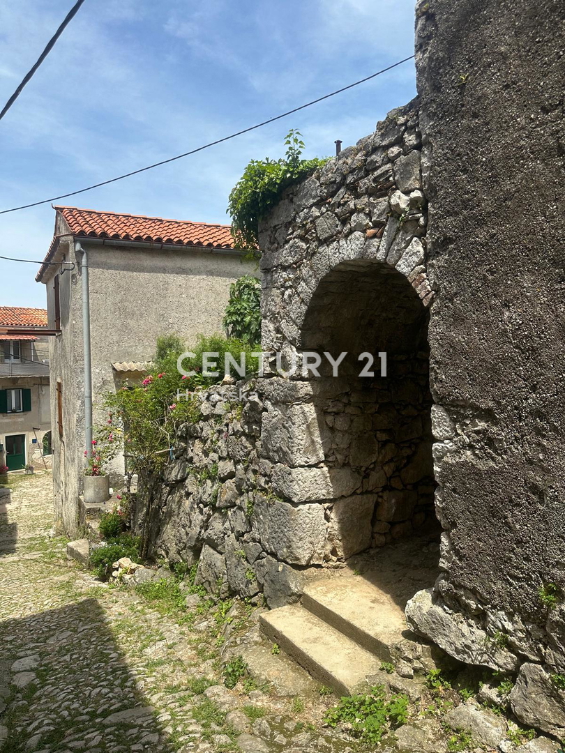 CRES, AFFASCINANTE CASA NEL VILLAGGIO, A SOLI 600 M DALLA SPIAGGIA