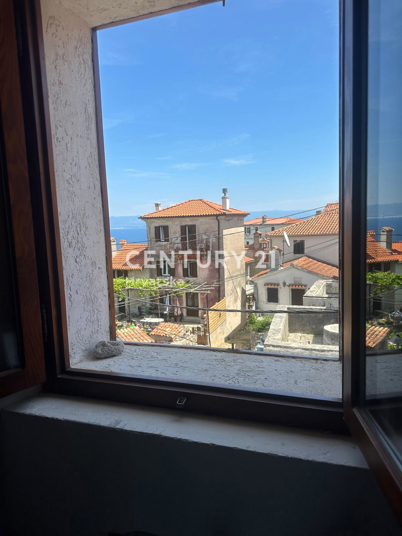 CRES, AFFASCINANTE CASA NEL VILLAGGIO, A SOLI 600 M DALLA SPIAGGIA