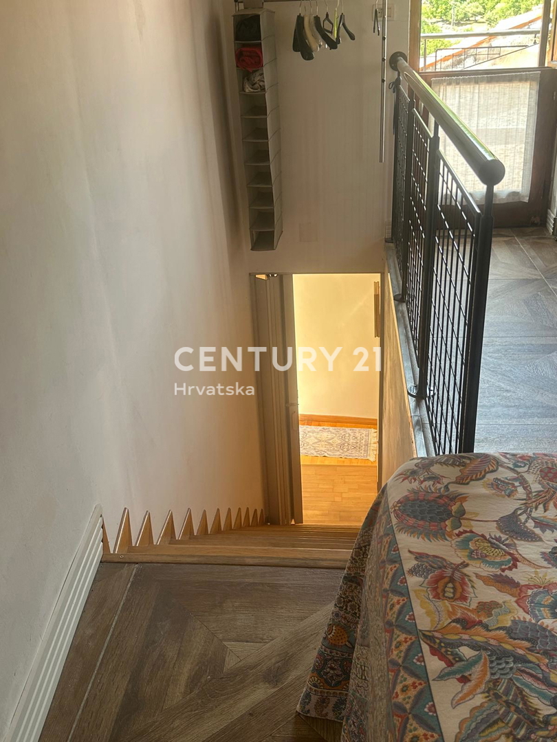 CRES, AFFASCINANTE CASA NEL VILLAGGIO, A SOLI 600 M DALLA SPIAGGIA