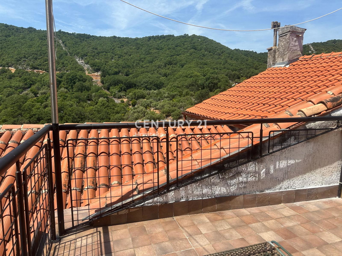 CRES, AFFASCINANTE CASA NEL VILLAGGIO, A SOLI 600 M DALLA SPIAGGIA