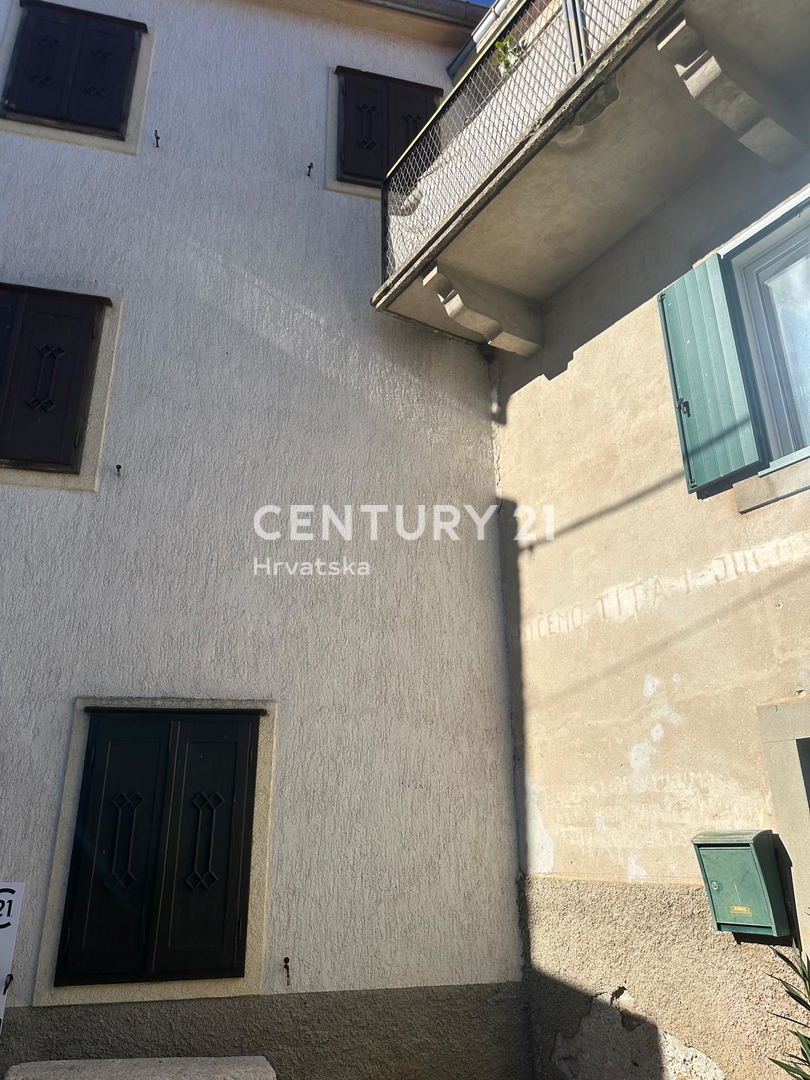 CRES, AFFASCINANTE CASA NEL VILLAGGIO, A SOLI 600 M DALLA SPIAGGIA