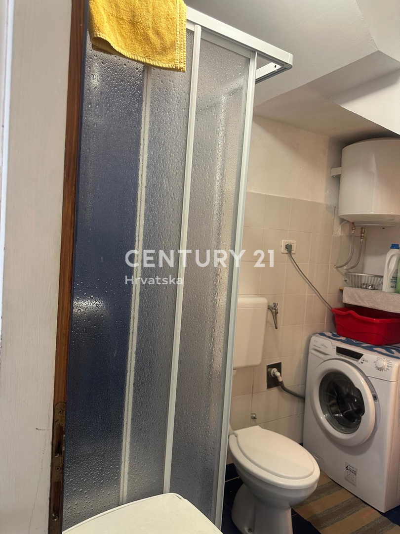 CRES, AFFASCINANTE CASA NEL VILLAGGIO, A SOLI 600 M DALLA SPIAGGIA