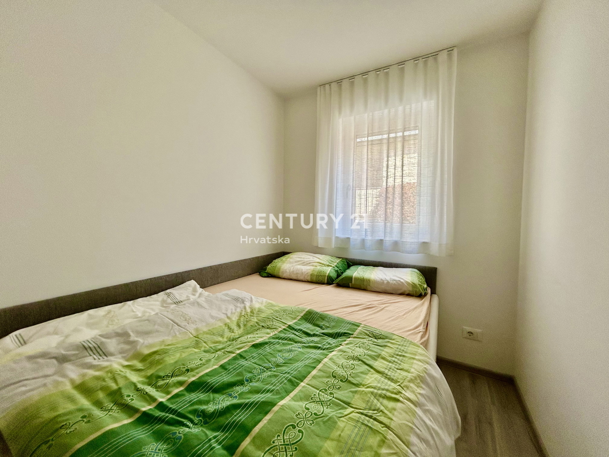 UMAG, DINTORNI, APPARTAMENTO AL PIANO TERRA A SOLI 150 METRI DALLA SPIAGGIA E DAL MARE