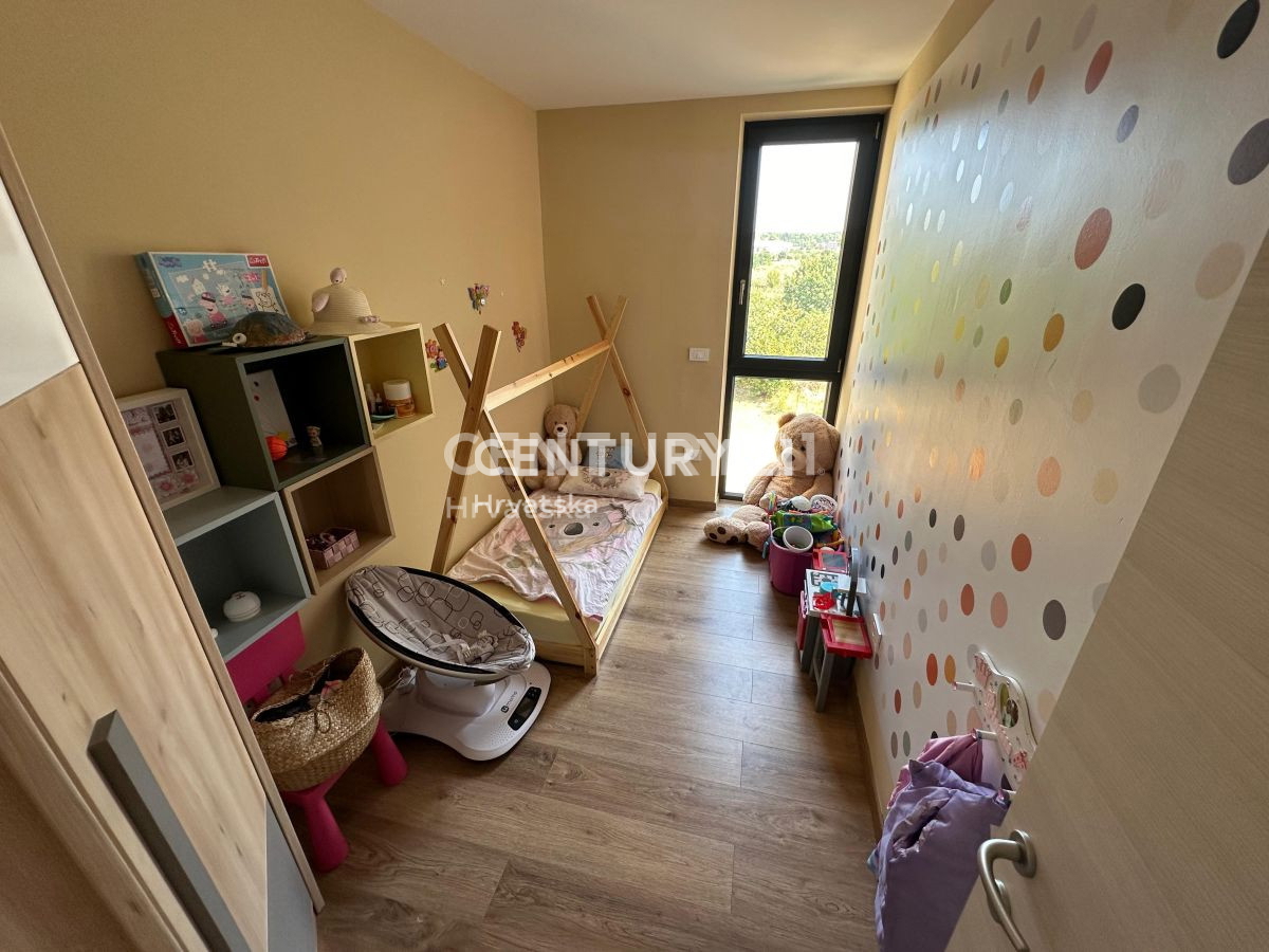 Vendita, Appartamento, 4 locali, Provincia di Istria, Novigrad