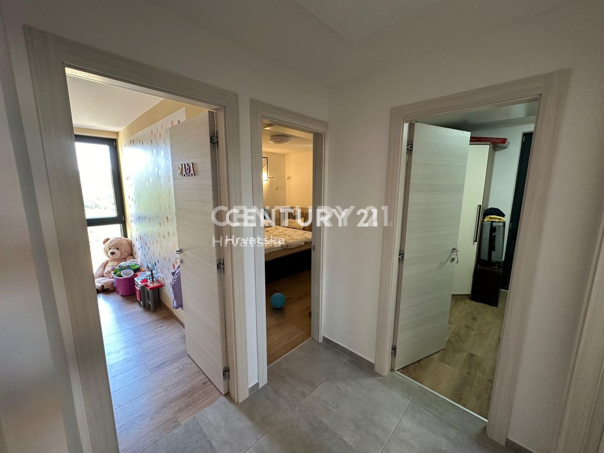 Vendita, Appartamento, 4 locali, Provincia di Istria, Novigrad