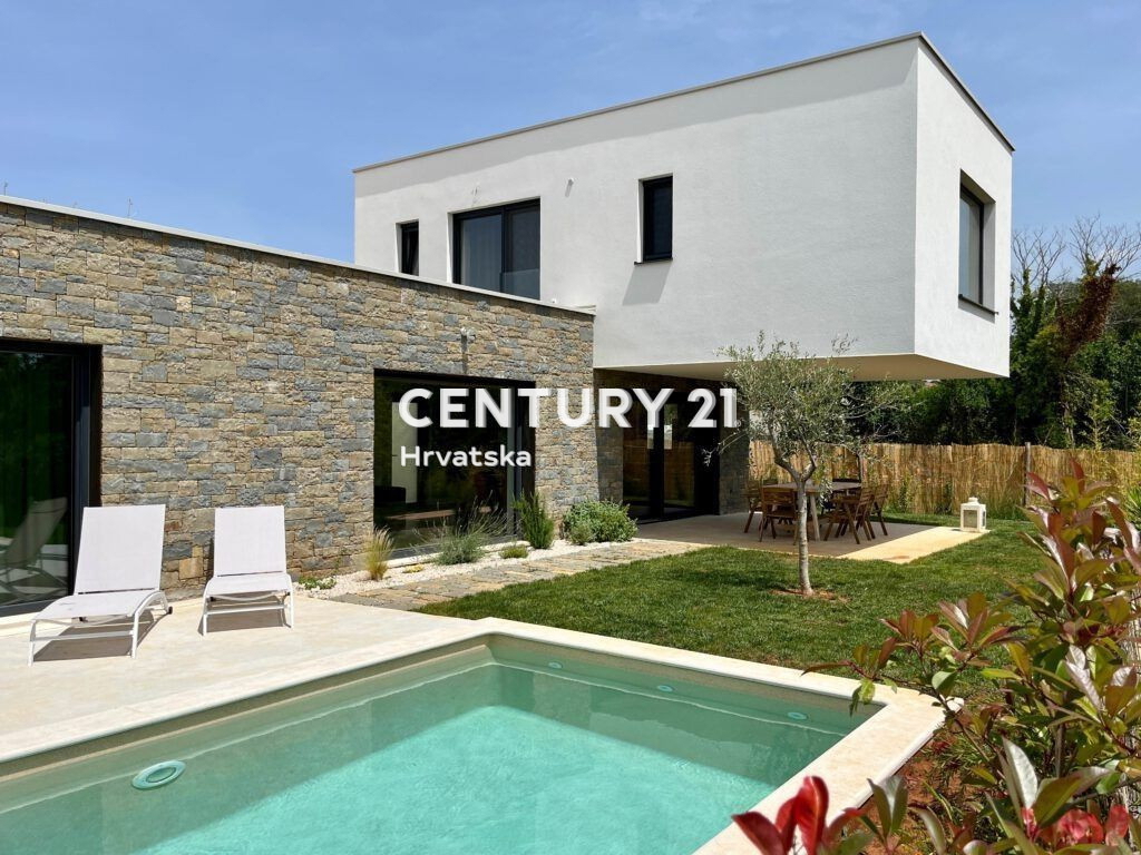 TAR, VABRIGA, CASA ROMANTICA DAL DESIGN MODERNO, MARE A 1 KM