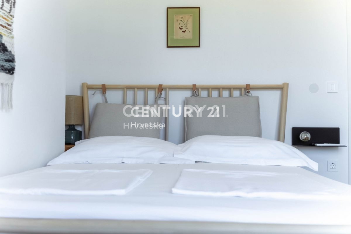 TAR, VABRIGA, CASA ROMANTICA DAL DESIGN MODERNO, MARE A 1 KM