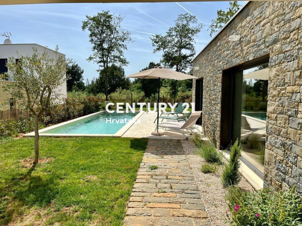 TAR, VABRIGA, CASA ROMANTICA DAL DESIGN MODERNO, MARE A 1 KM