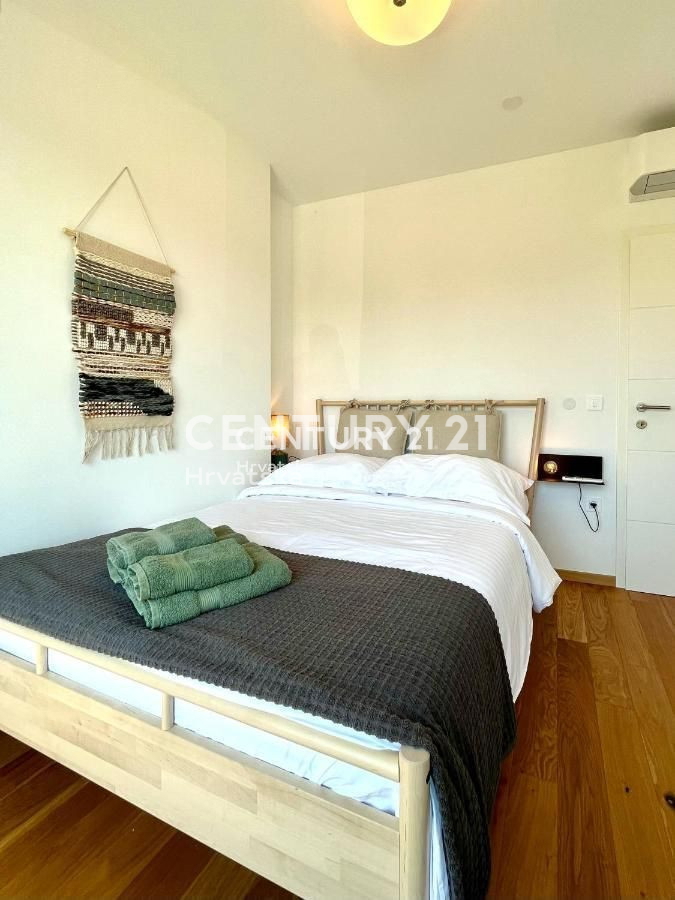 TAR, VABRIGA, CASA ROMANTICA DAL DESIGN MODERNO, MARE A 1 KM