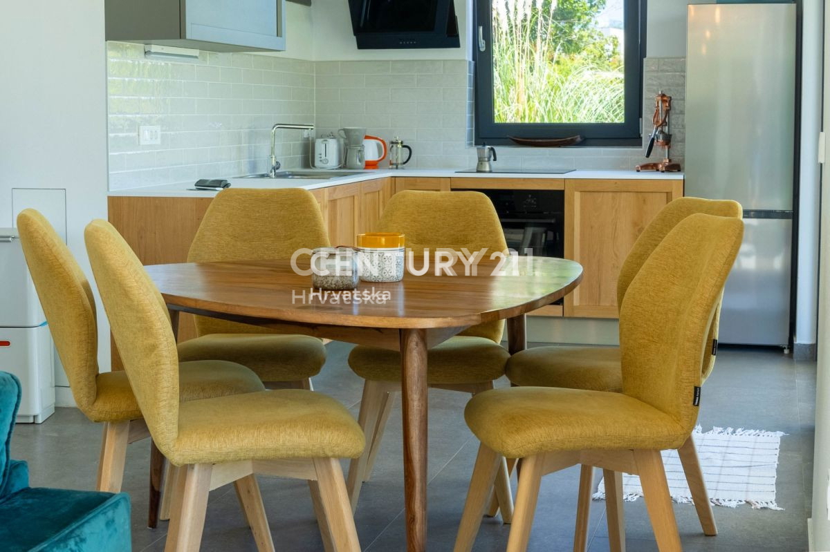 TAR, VABRIGA, CASA ROMANTICA DAL DESIGN MODERNO, MARE A 1 KM