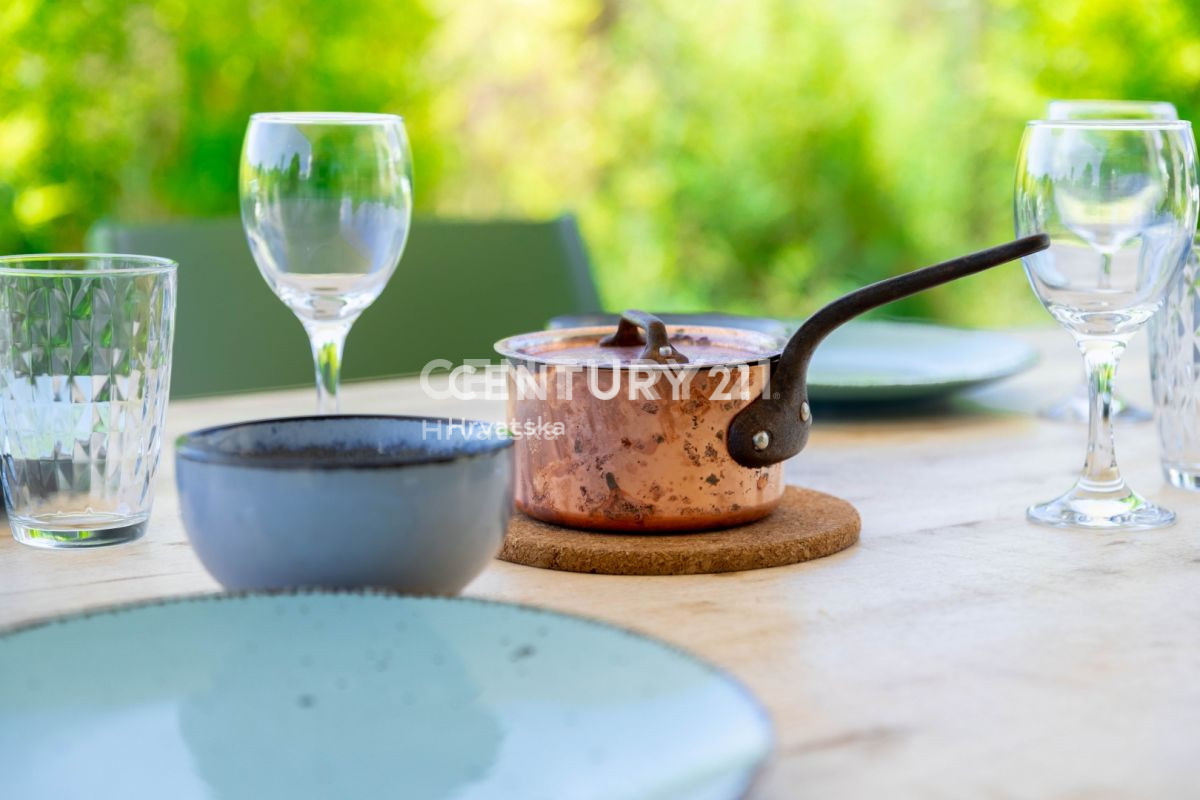 TAR, VABRIGA, CASA ROMANTICA DAL DESIGN MODERNO, MARE A 1 KM