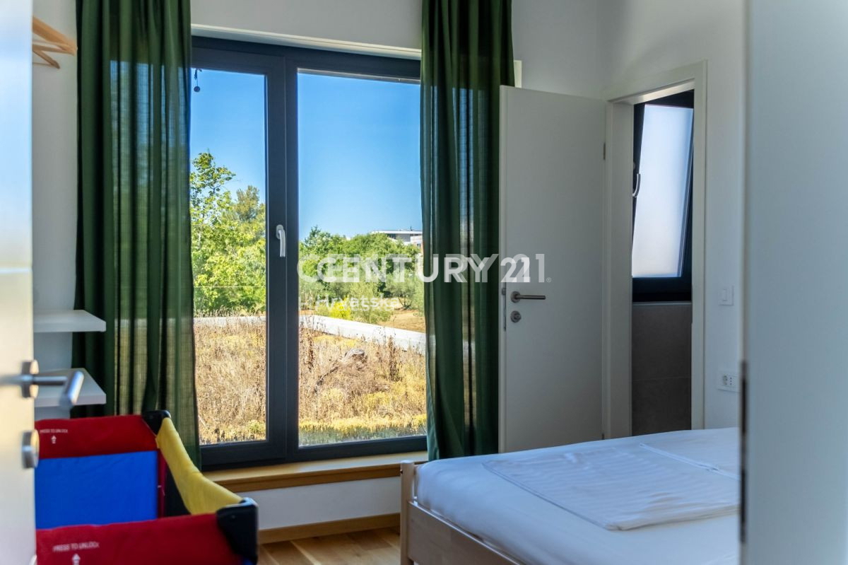 TAR, VABRIGA, CASA ROMANTICA DAL DESIGN MODERNO, MARE A 1 KM