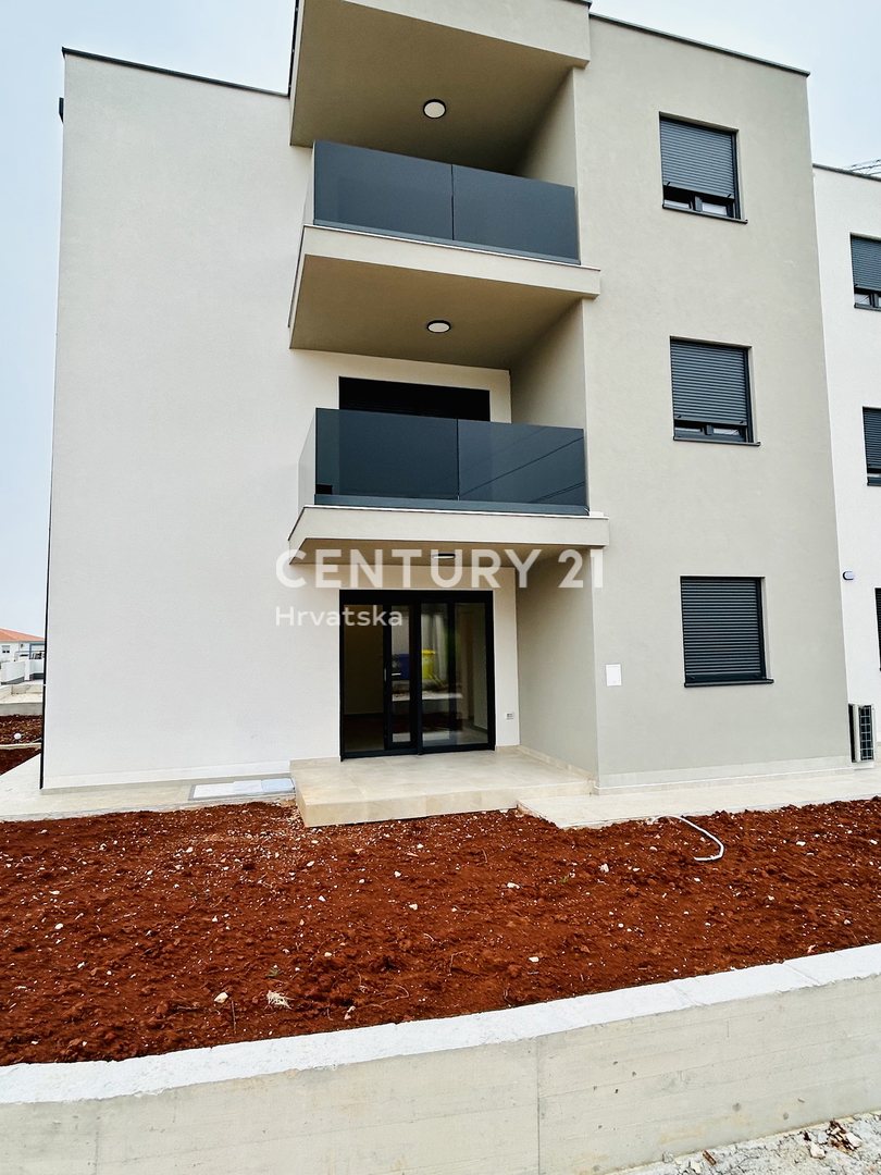 UMAG, DINTORNI, NUOVO APPARTAMENTO BILOCALE AL SECONDO PIANO