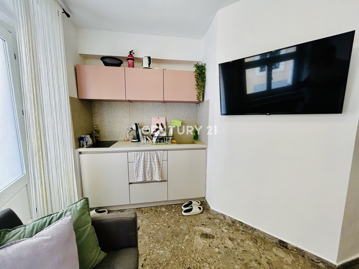 VRSAR, CENTRO, CASA IN PIETRA COMPLETAMENTE RISTRUTTURATA IN POSIZIONE TOP