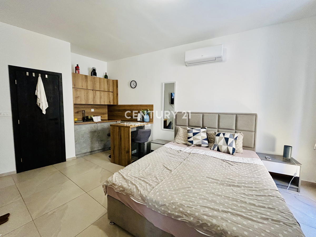 VRSAR, CENTRO, CASA IN PIETRA COMPLETAMENTE RISTRUTTURATA IN POSIZIONE TOP