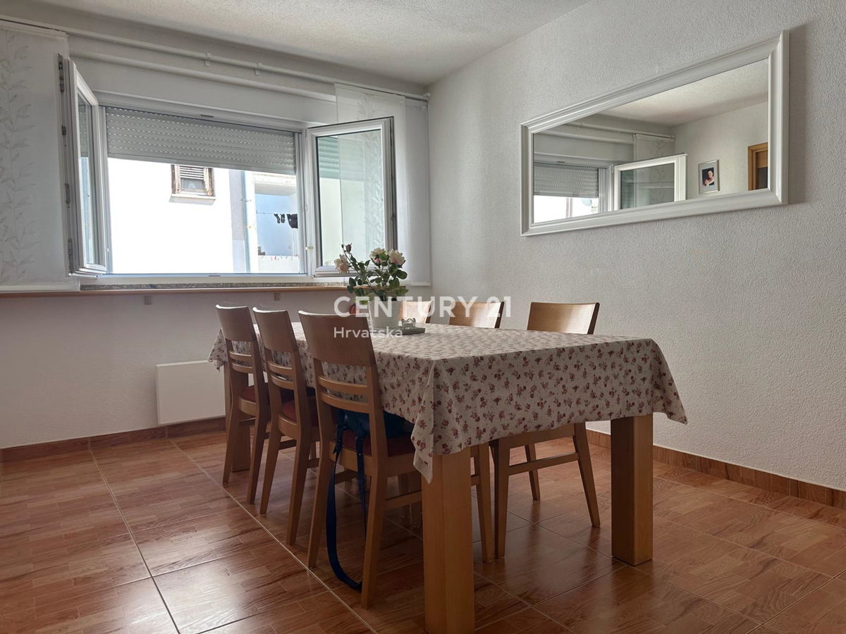 BARBARIGA, VENDITA APPARTAMENTO TRILOCALE AL 1° PIANO