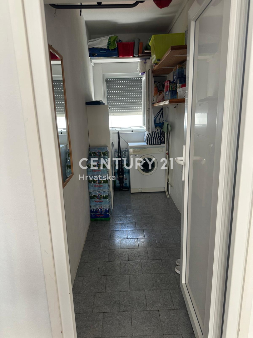 BARBARIGA, VENDITA APPARTAMENTO TRILOCALE AL 1° PIANO