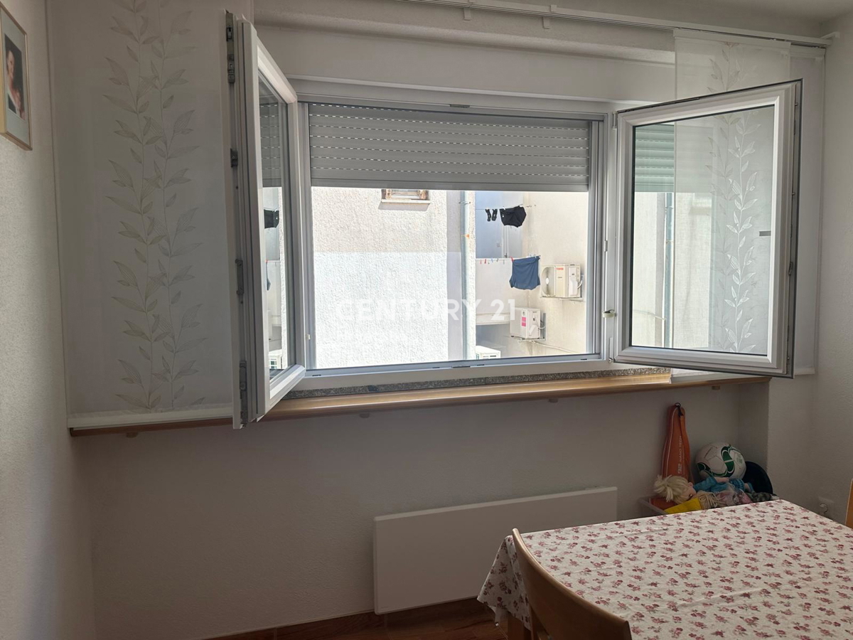 BARBARIGA, VENDITA APPARTAMENTO TRILOCALE AL 1° PIANO