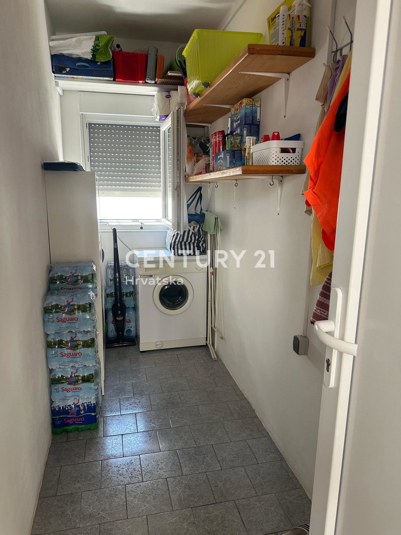 BARBARIGA, VENDITA APPARTAMENTO TRILOCALE AL 1° PIANO