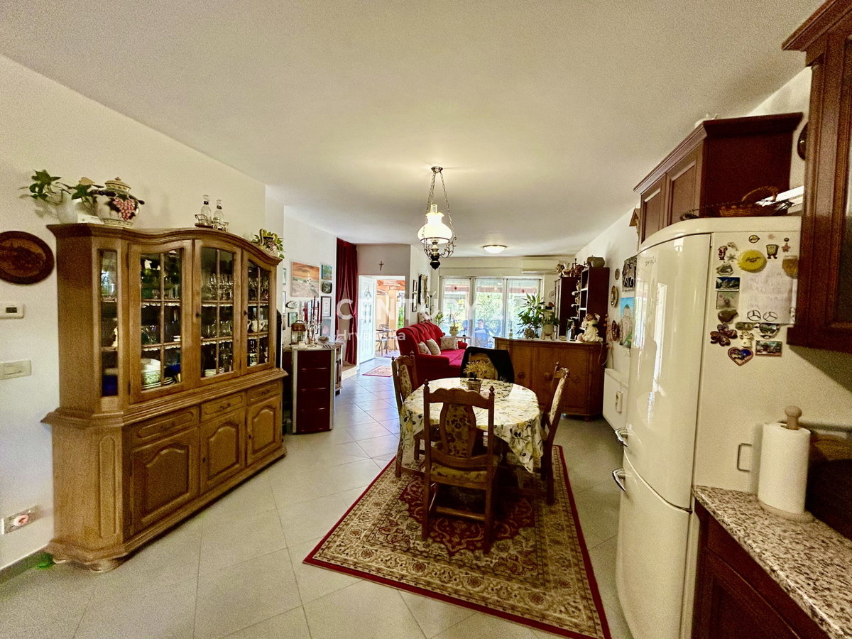 UMAG, DINTORNI, CASA IN POSIZIONE TRANQUILLA