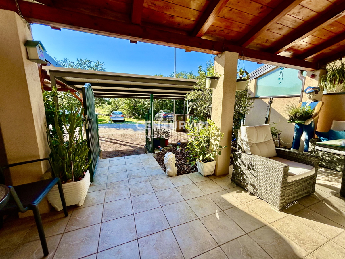 UMAG, DINTORNI, CASA IN POSIZIONE TRANQUILLA