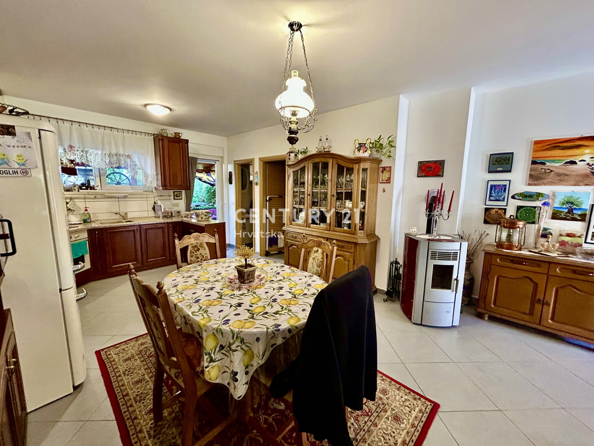 UMAG, DINTORNI, CASA IN POSIZIONE TRANQUILLA