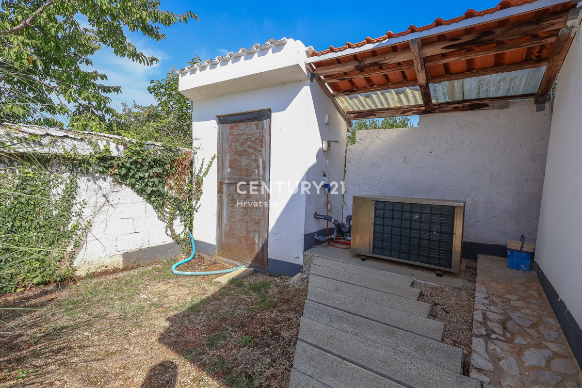 POREČ, VILLA AL PIANO TERRA CON VISTA MARE