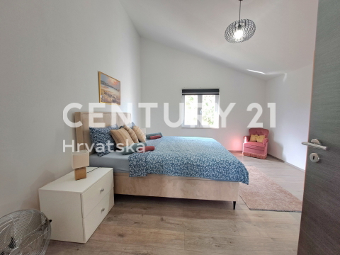 POREČ, CASA CON VISTA MARE, VENDITA