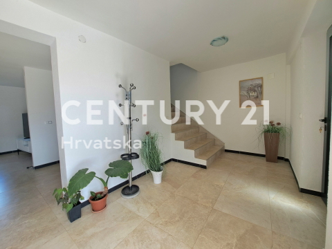 POREČ, CASA CON VISTA MARE, VENDITA