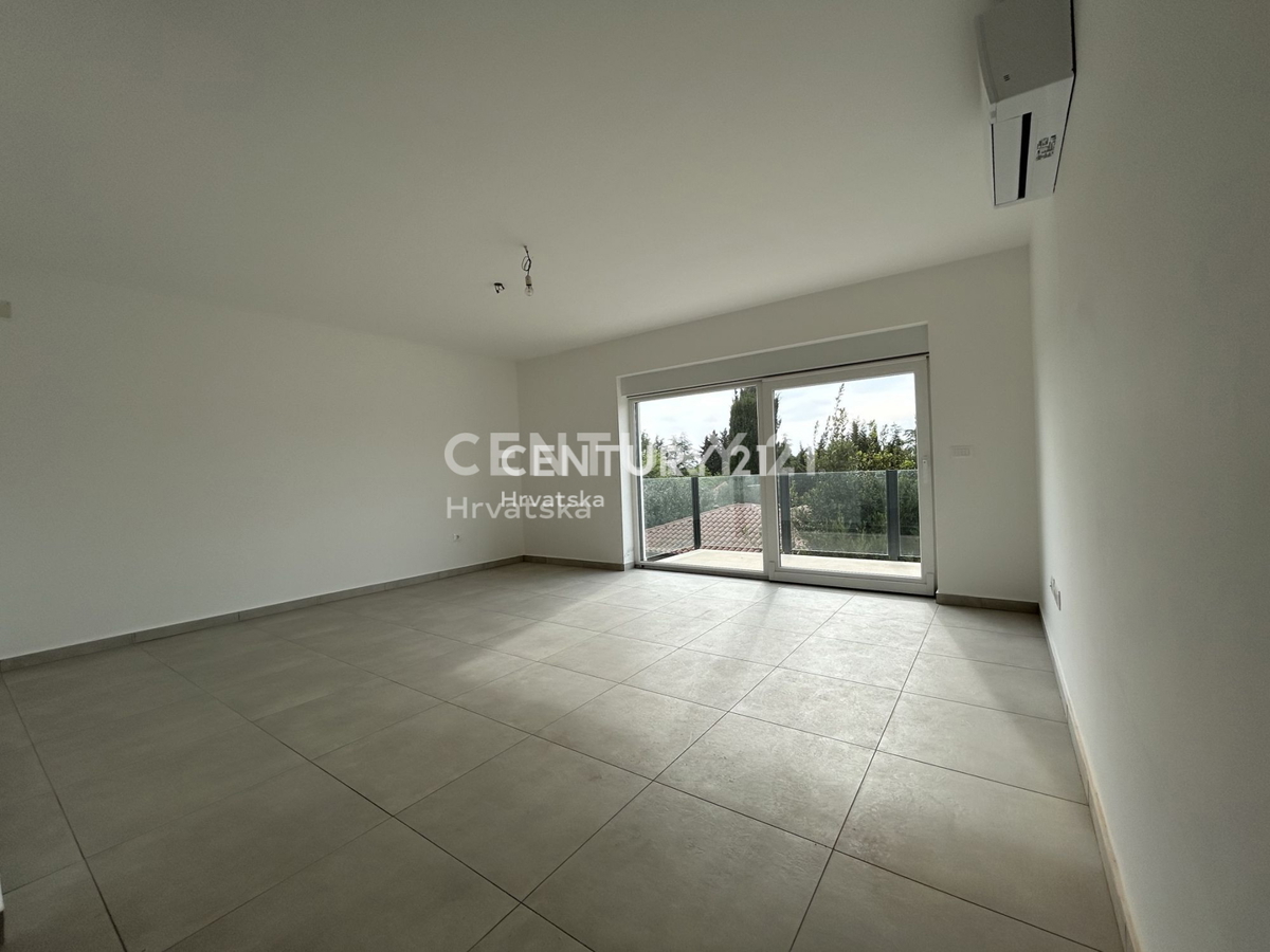 Vendita, Appartamento, 2,5 locali (2S+DB), Provincia di Istria, Umag