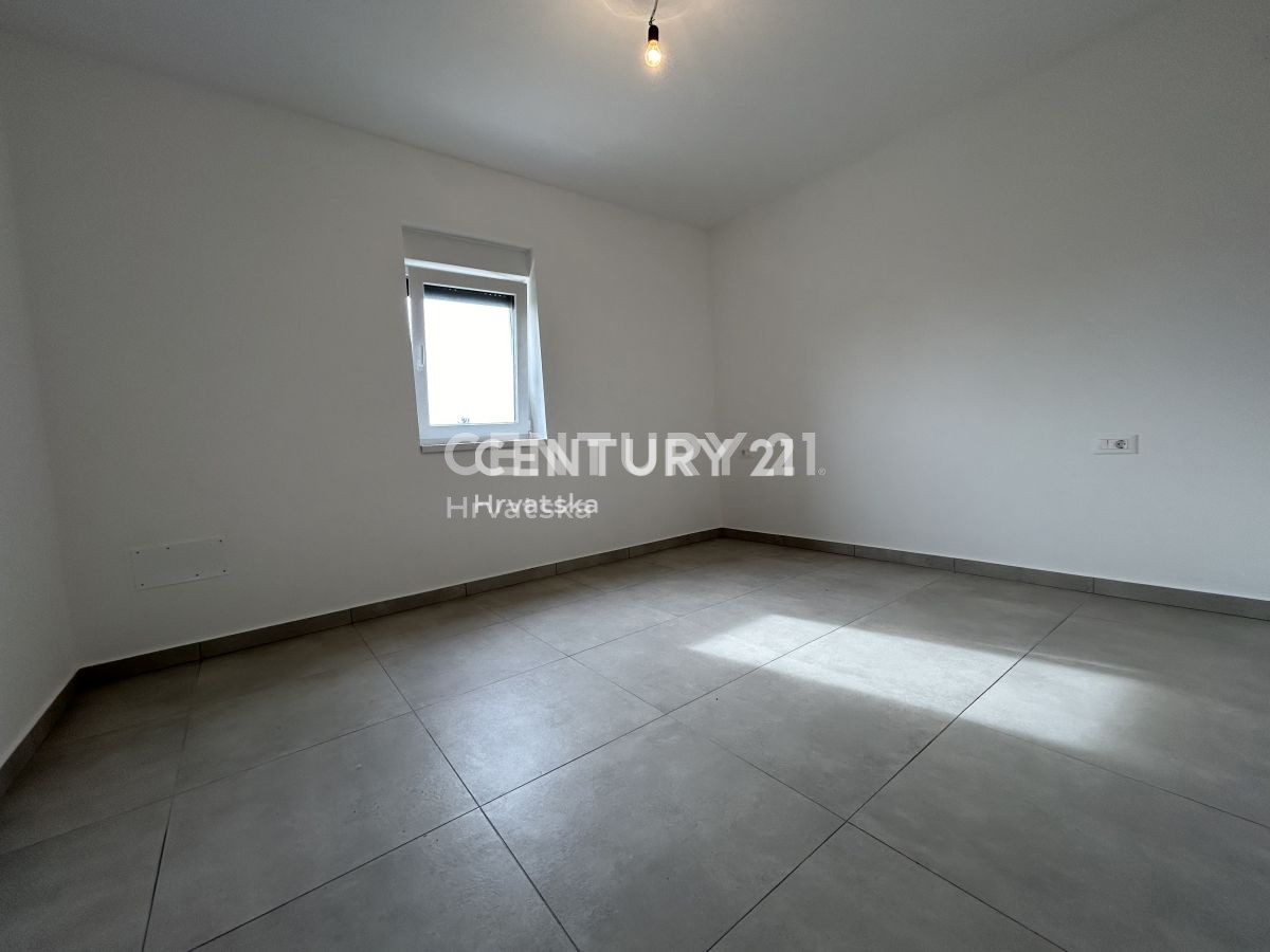 Vendita, Appartamento, 2,5 locali (2S+DB), Provincia di Istria, Umag