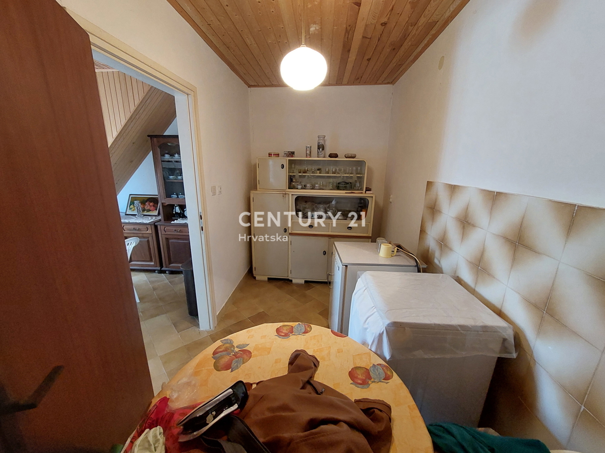 LABIN, CASA IN PIETRA CON VISTA SUL MARE, 2 KM DAL MARE