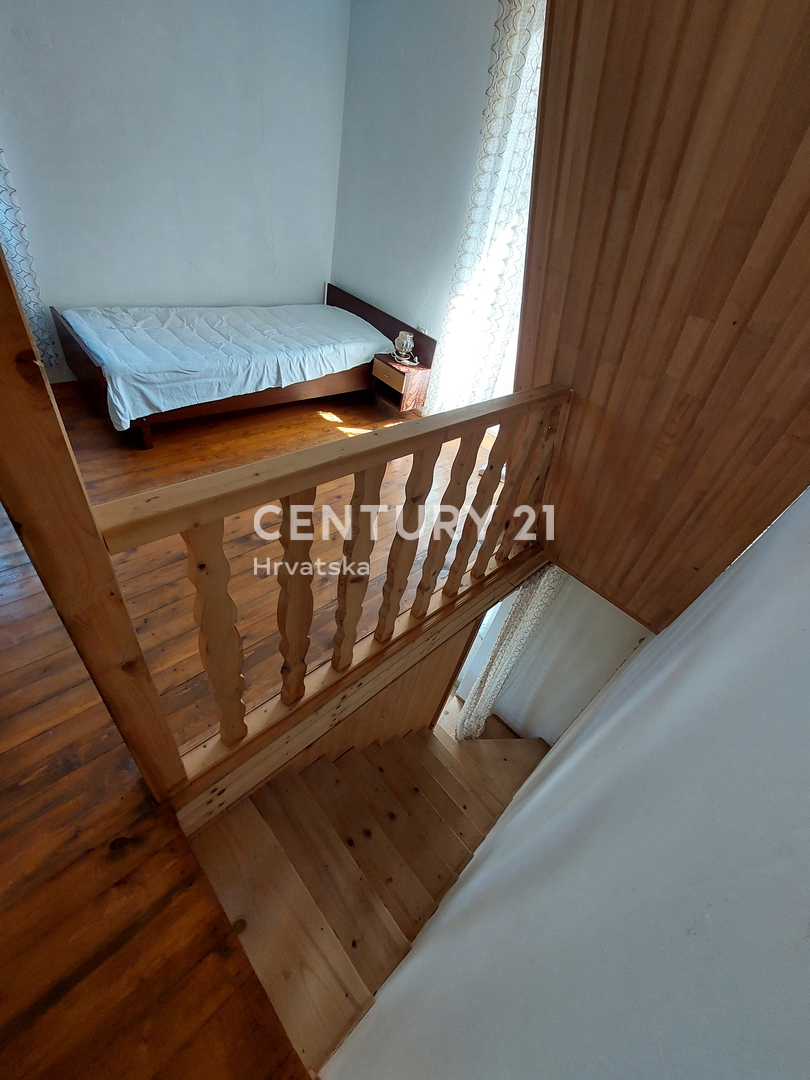 LABIN, CASA IN PIETRA CON VISTA SUL MARE, 2 KM DAL MARE